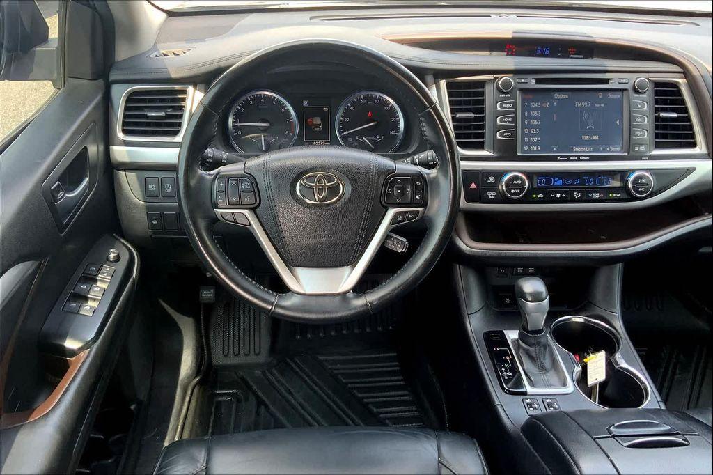 used 2017 Toyota Highlander car, priced at $21,899