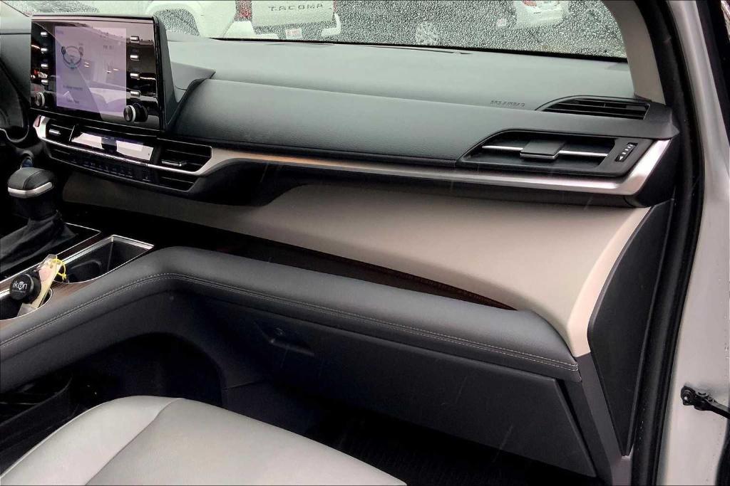 used 2022 Toyota Sienna car, priced at $39,945