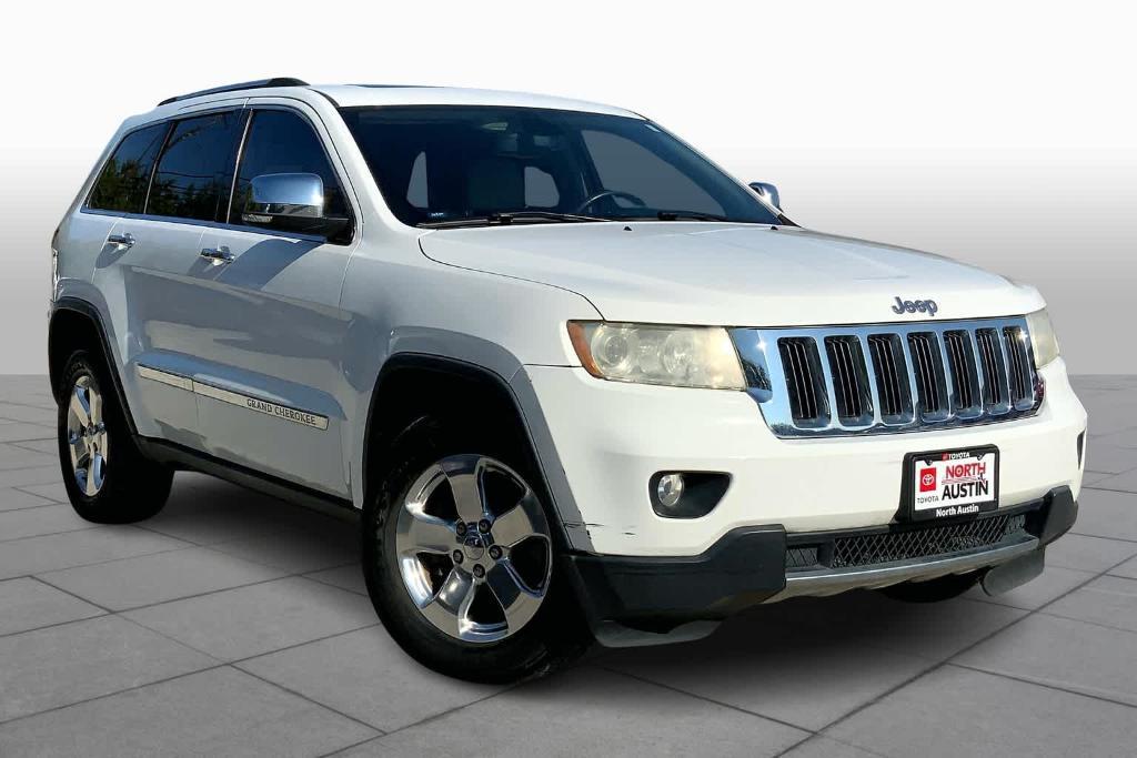 used 2013 Jeep Grand Cherokee car, priced at $13,173