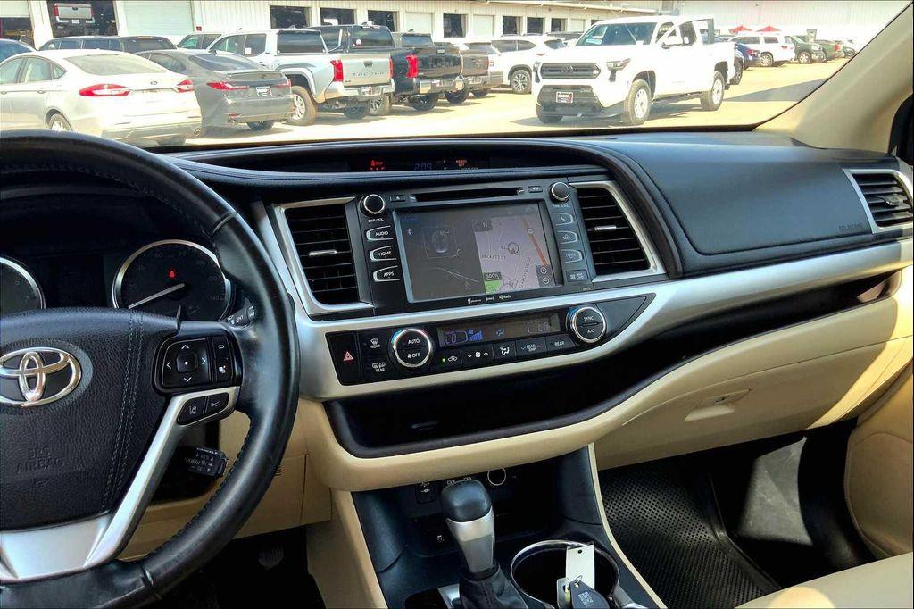 used 2017 Toyota Highlander car, priced at $14,999