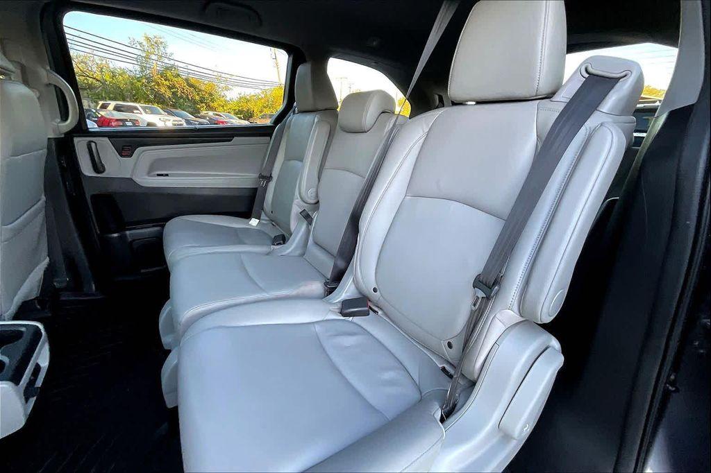 used 2018 Honda Odyssey car, priced at $20,405