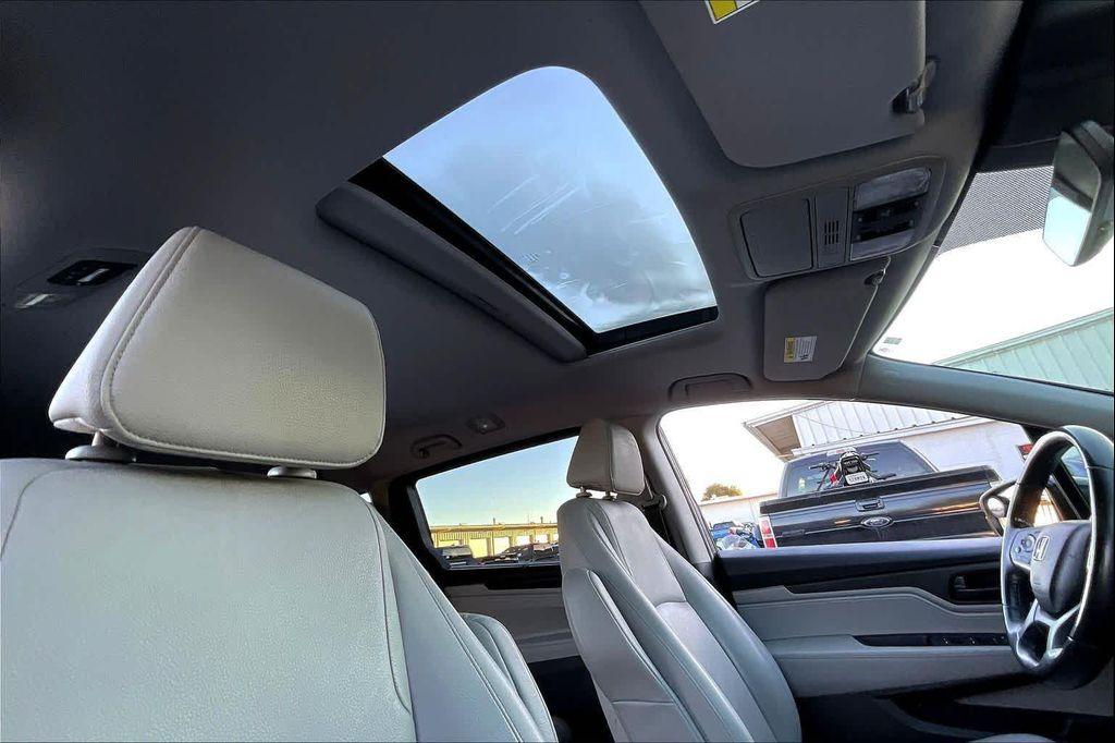 used 2018 Honda Odyssey car, priced at $20,405