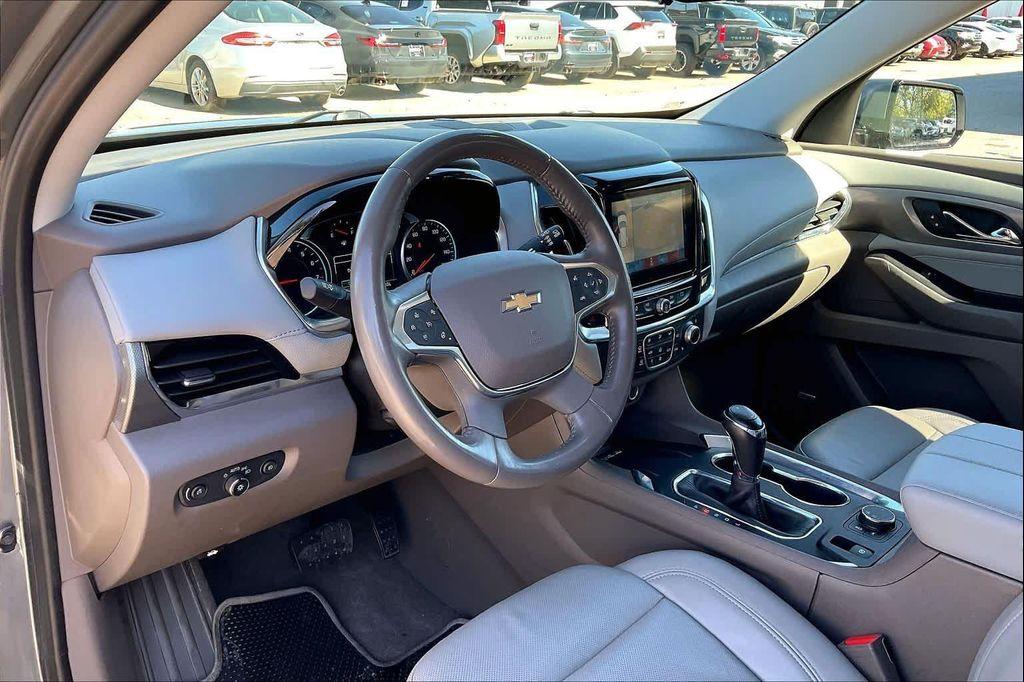 used 2018 Chevrolet Traverse car, priced at $23,940