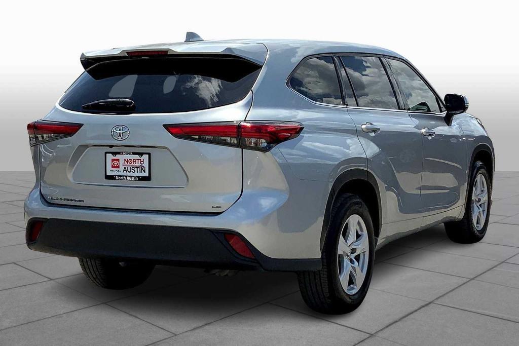 used 2020 Toyota Highlander car, priced at $27,979