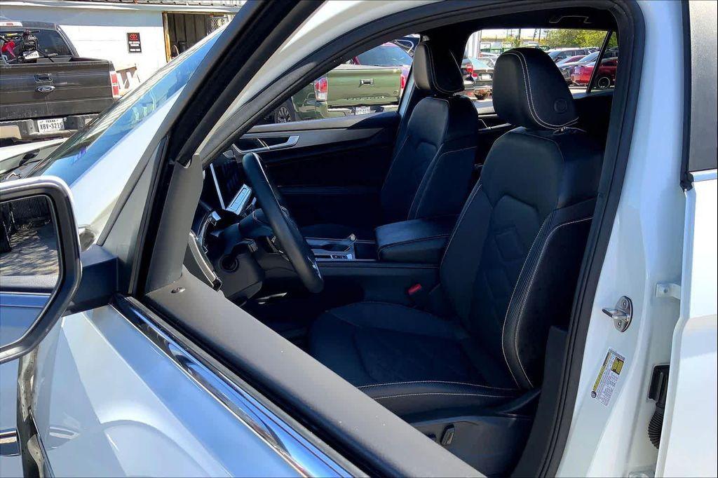 used 2024 Volkswagen Atlas Cross Sport car, priced at $27,819