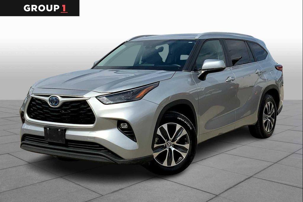 used 2023 Toyota Highlander Hybrid car, priced at $35,766
