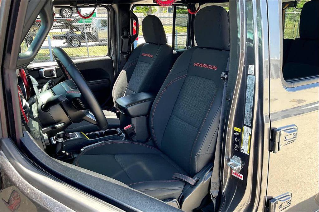 used 2021 Jeep Wrangler Unlimited car, priced at $33,071