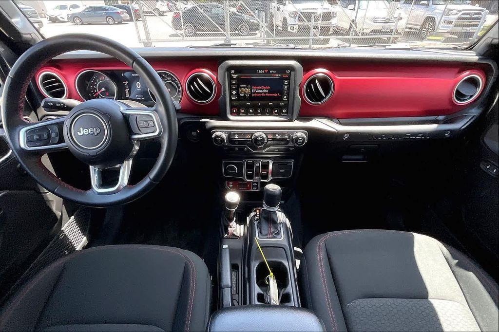 used 2021 Jeep Wrangler Unlimited car, priced at $33,071