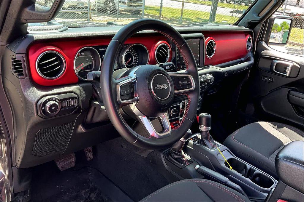 used 2021 Jeep Wrangler Unlimited car, priced at $33,071