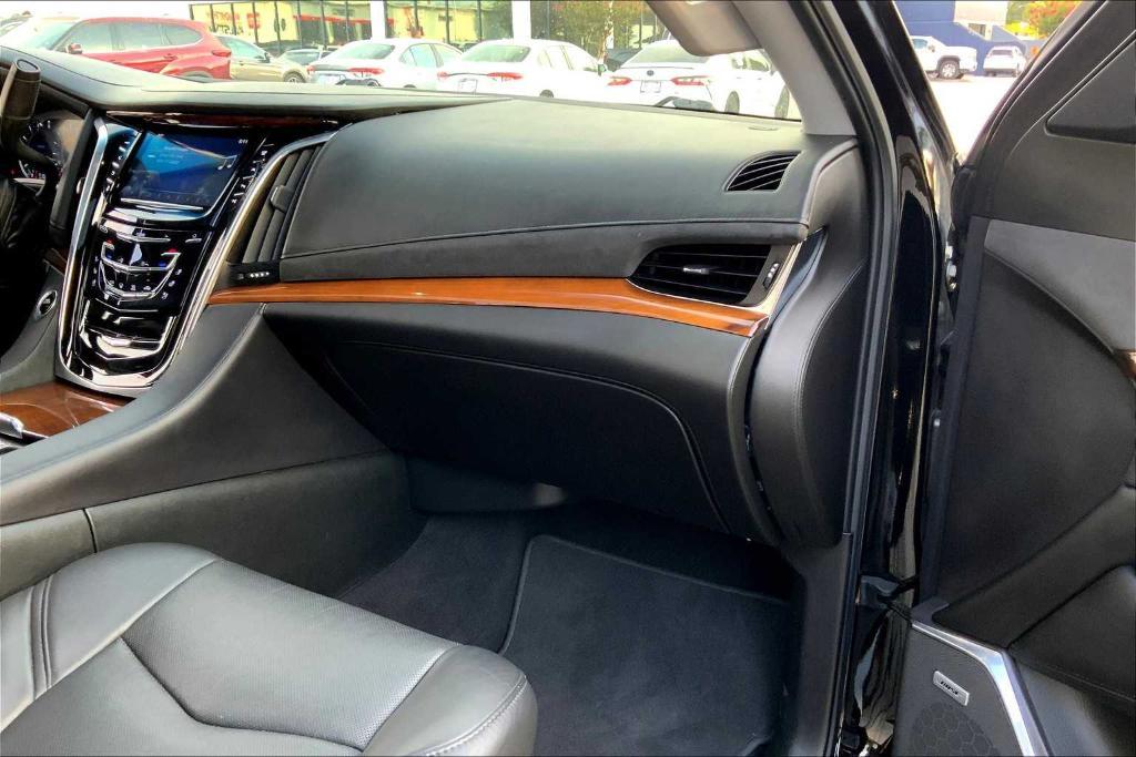 used 2017 Cadillac Escalade ESV car, priced at $28,938
