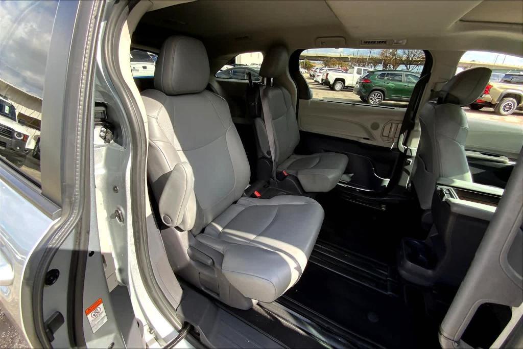 used 2021 Toyota Sienna car, priced at $26,999