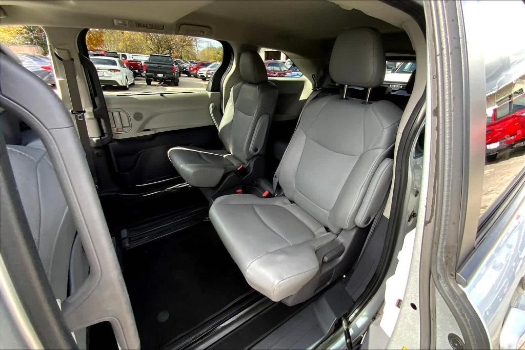 used 2021 Toyota Sienna car, priced at $26,999