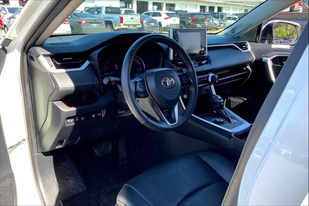 used 2020 Toyota RAV4 Hybrid car, priced at $28,567