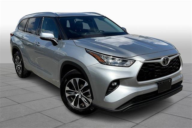used 2020 Toyota Highlander car