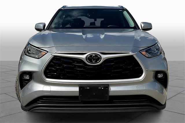 used 2020 Toyota Highlander car