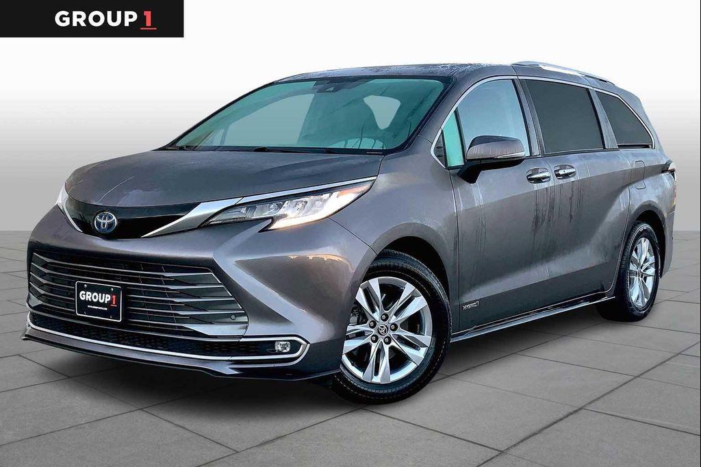 used 2021 Toyota Sienna car, priced at $33,989