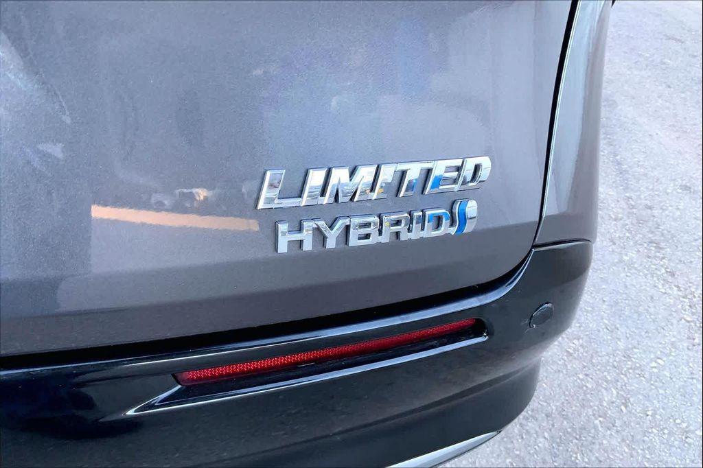 used 2021 Toyota Sienna car, priced at $33,989