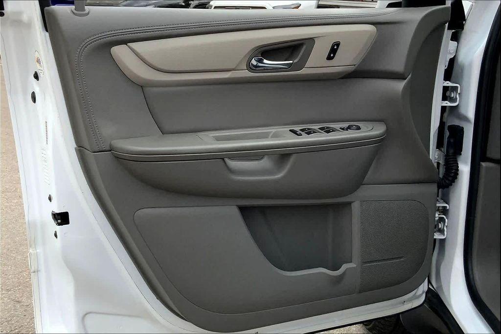 used 2017 Chevrolet Traverse car, priced at $15,599