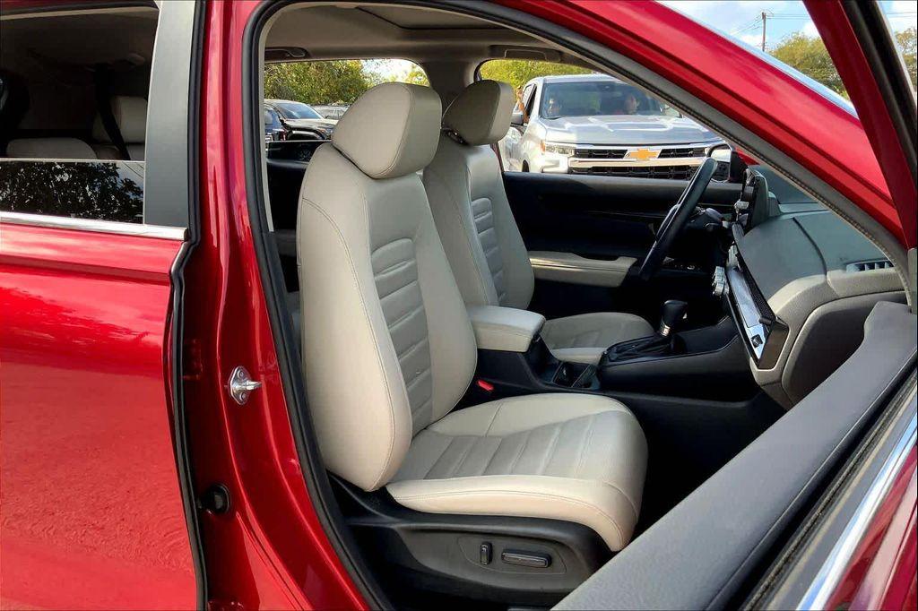 used 2024 Honda CR-V car, priced at $34,282