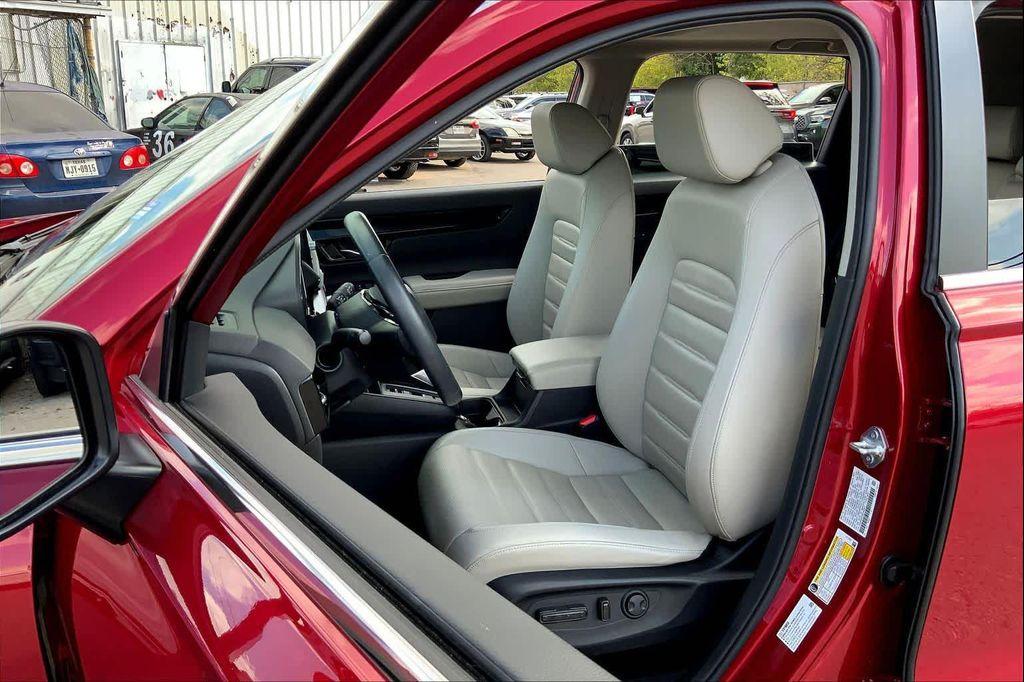 used 2024 Honda CR-V car, priced at $34,282