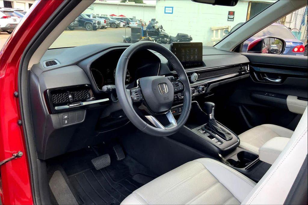 used 2024 Honda CR-V car, priced at $34,282