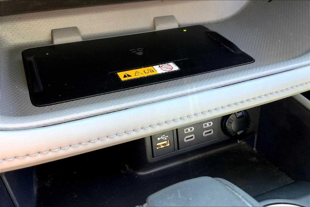 used 2023 Toyota Highlander car, priced at $35,499
