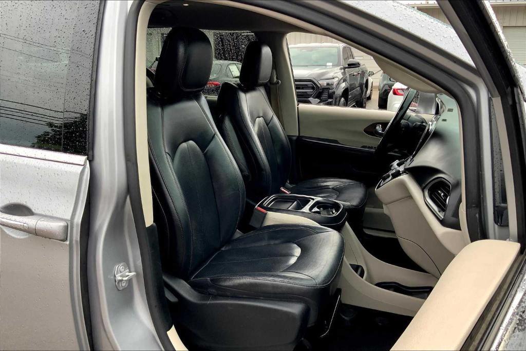 used 2019 Chrysler Pacifica car, priced at $15,915