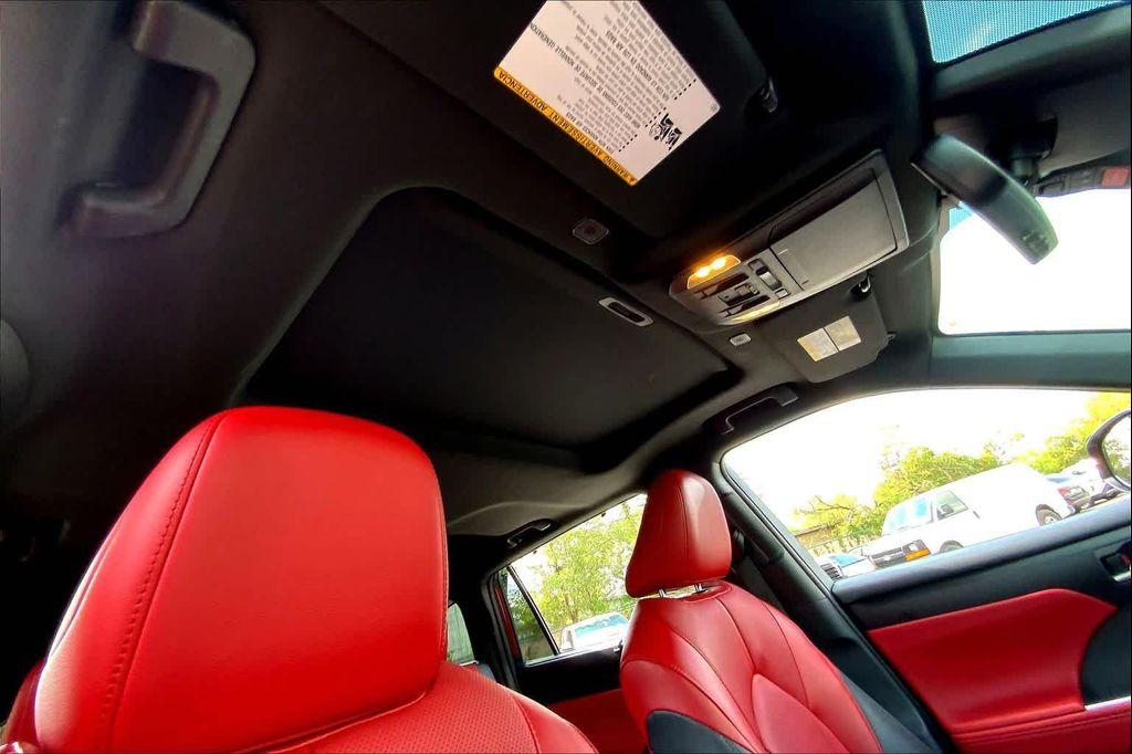 used 2025 Toyota Highlander car, priced at $48,058