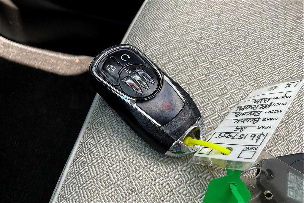 used 2025 Buick Encore GX car, priced at $23,435