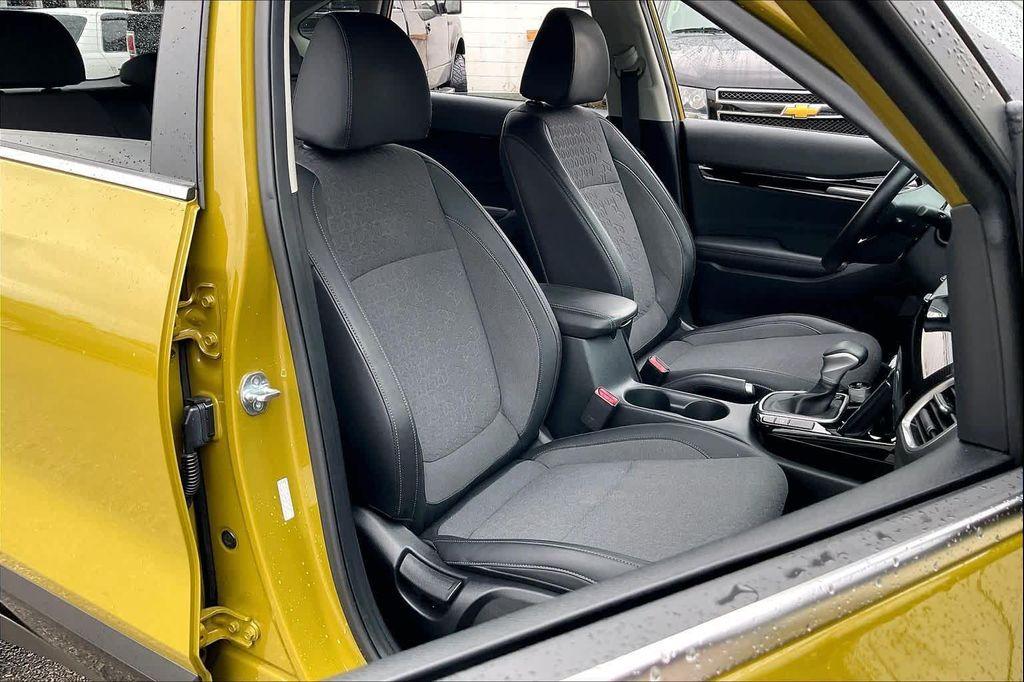 used 2024 Kia Seltos car, priced at $22,599
