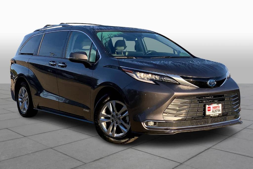 used 2021 Toyota Sienna car, priced at $41,892