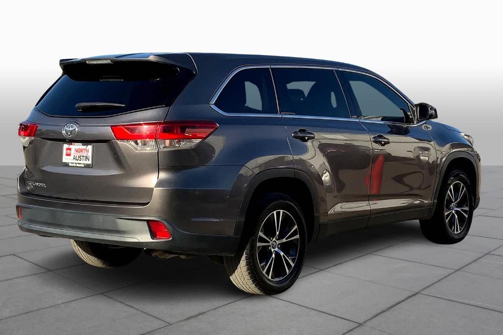 used 2019 Toyota Highlander car, priced at $23,583