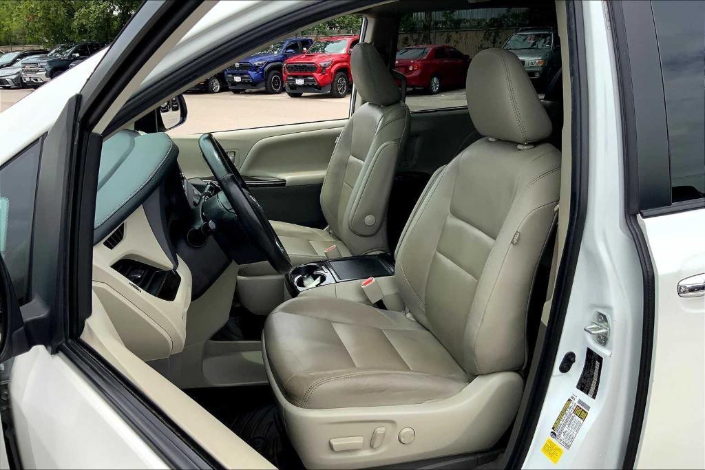 used 2020 Toyota Sienna car, priced at $34,898