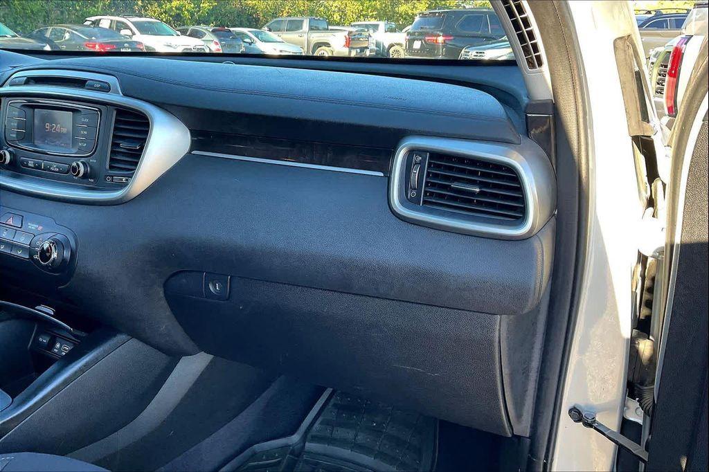 used 2016 Kia Sorento car, priced at $8,630