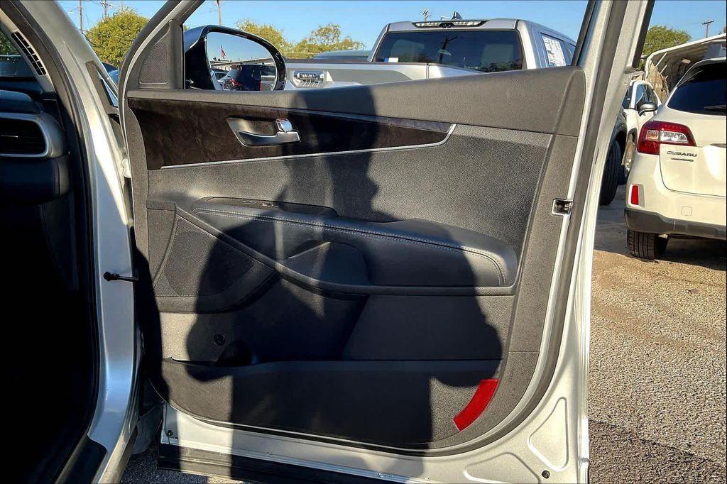 used 2016 Kia Sorento car, priced at $8,630