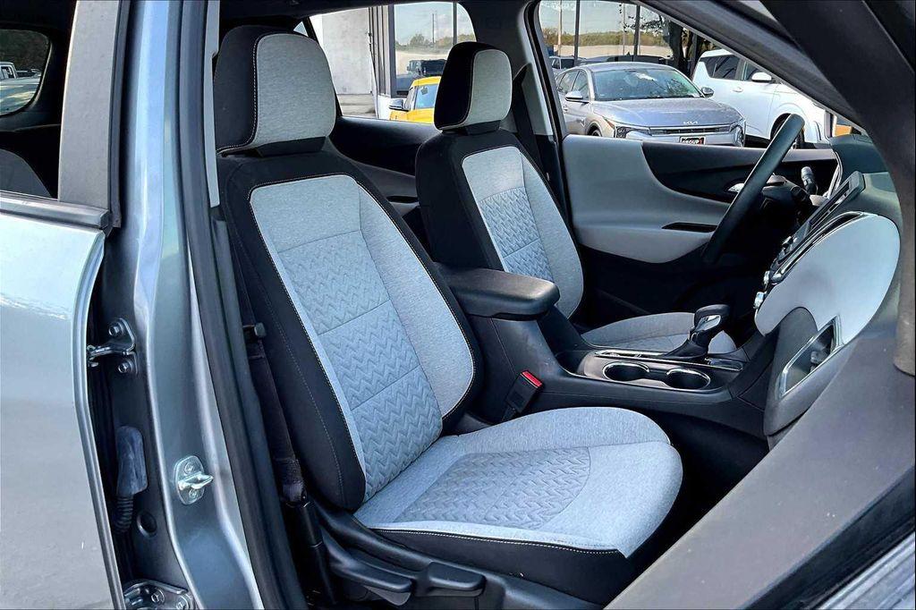 used 2023 Chevrolet Equinox car, priced at $19,893