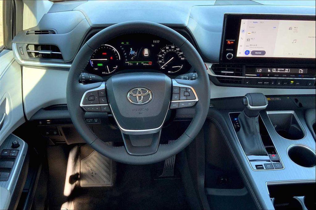 used 2025 Toyota Sienna car, priced at $47,962