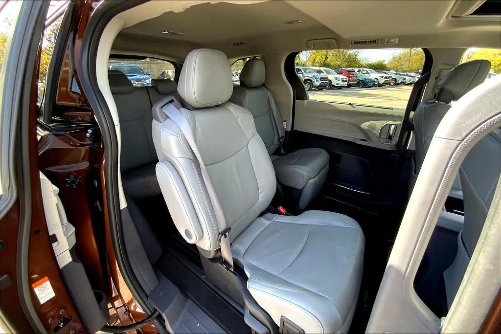 used 2023 Toyota Sienna car, priced at $50,883