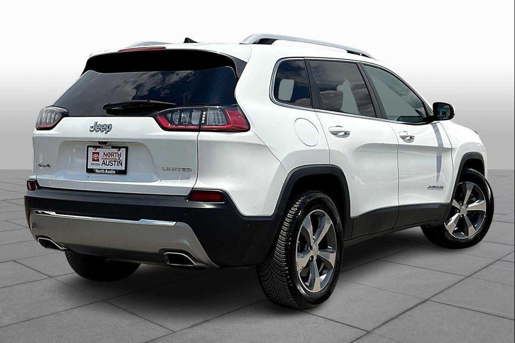 used 2019 Jeep Cherokee car, priced at $21,177