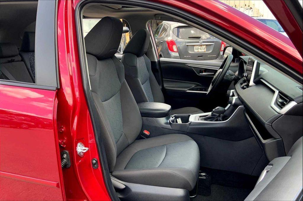 used 2025 Toyota RAV4 car, priced at $31,998