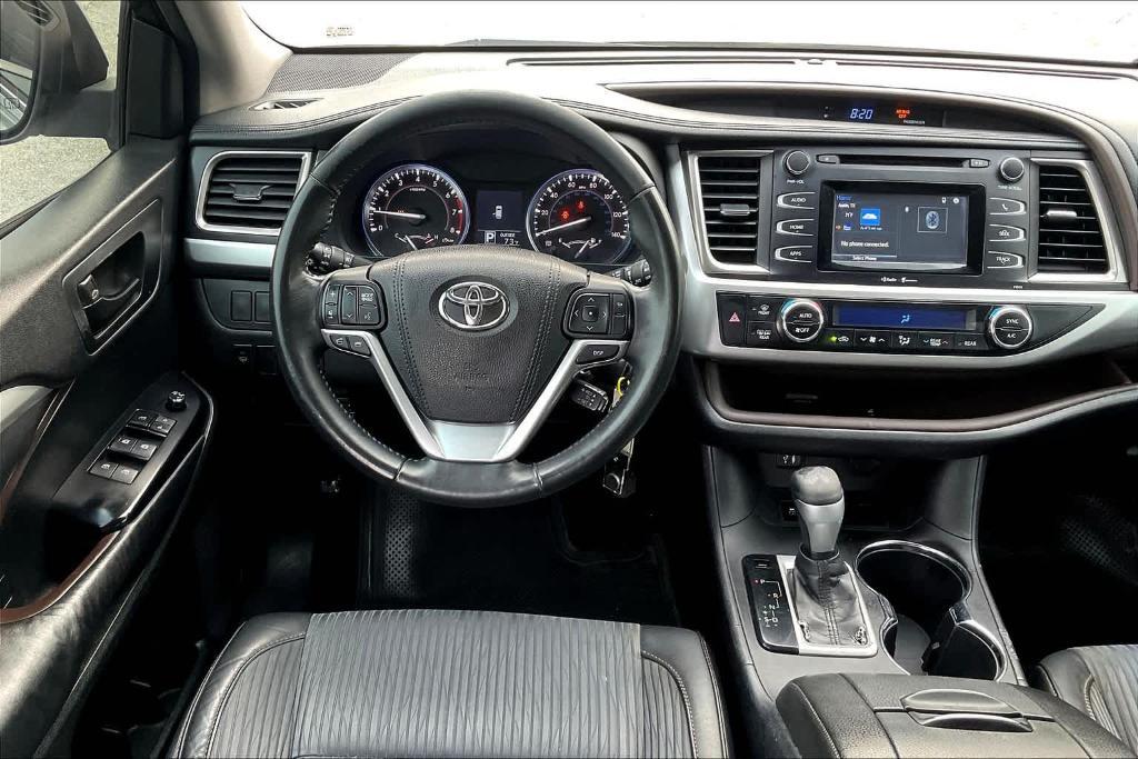 used 2015 Toyota Highlander car, priced at $15,998