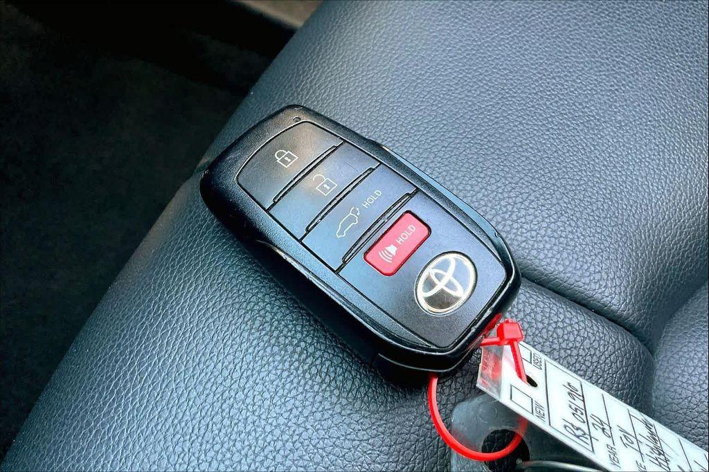 used 2024 Toyota Highlander car, priced at $36,970