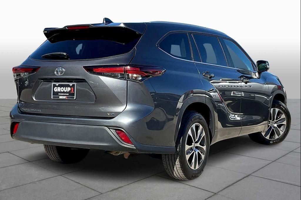 used 2024 Toyota Highlander car, priced at $36,970