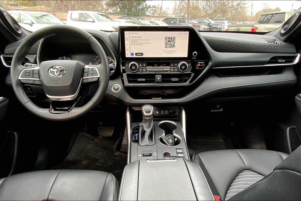 used 2024 Toyota Highlander car, priced at $47,470