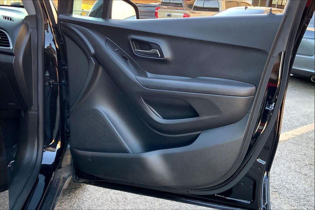 used 2020 Chevrolet Trax car, priced at $10,745