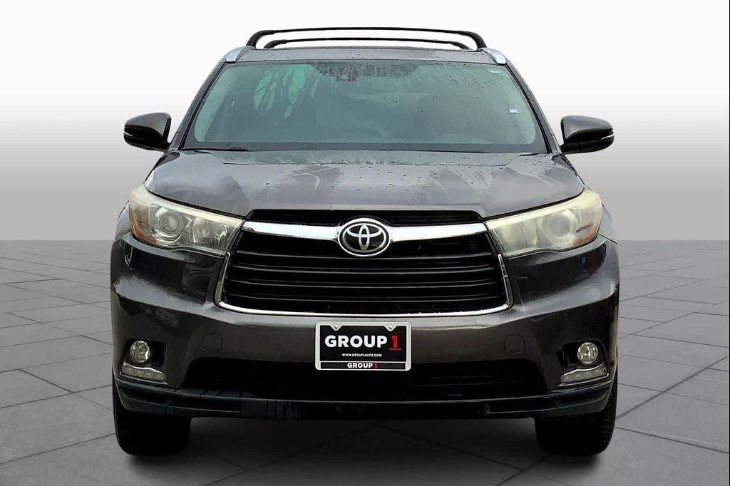 used 2016 Toyota Highlander car, priced at $18,890