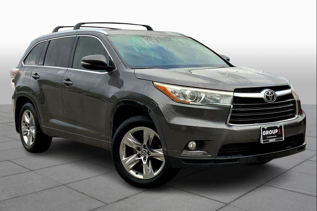 used 2016 Toyota Highlander car, priced at $18,890