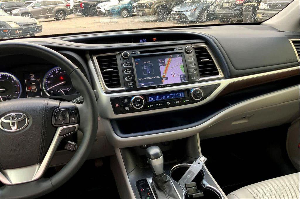 used 2016 Toyota Highlander car, priced at $18,890