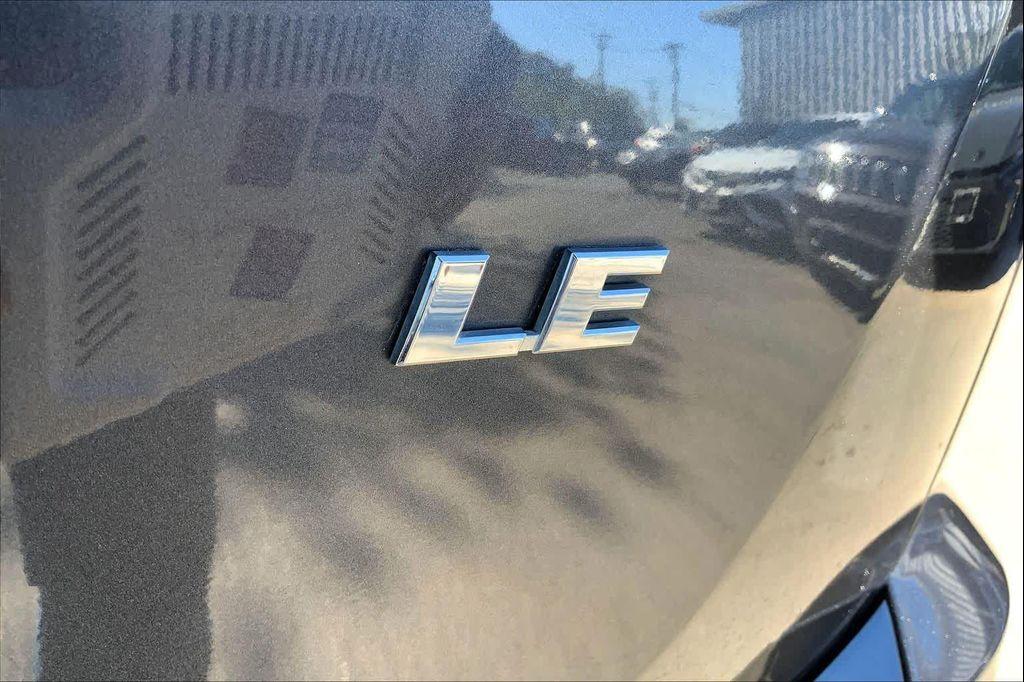 used 2018 Toyota RAV4 car, priced at $17,228