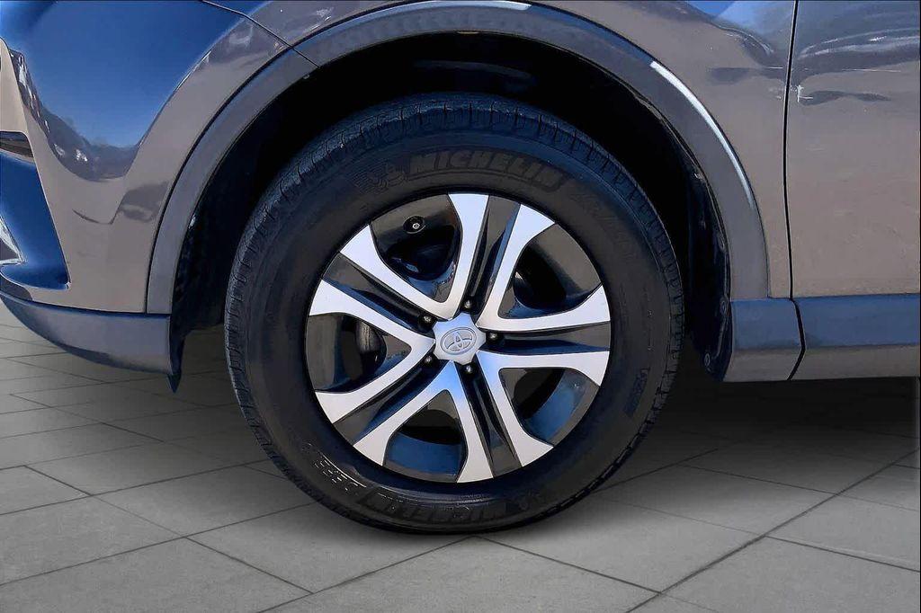 used 2018 Toyota RAV4 car, priced at $17,228